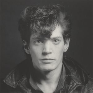 Robert Mapplethorpe American, 1946–1989 Self-Portrait, 1980 Gelatin silver print Image: 35.6 x 35.6 cm (14 x 14 in.) Jointly acquired by the J. Paul Getty Trust and the Los Angeles County Museum of Art; partial gift of The Robert Mapplethorpe Foundation; partial purchase with funds provided by the J. Paul Getty Trust and the David Geffen Foundation, 2011.9.21 © Robert Mapplethorpe Foundation